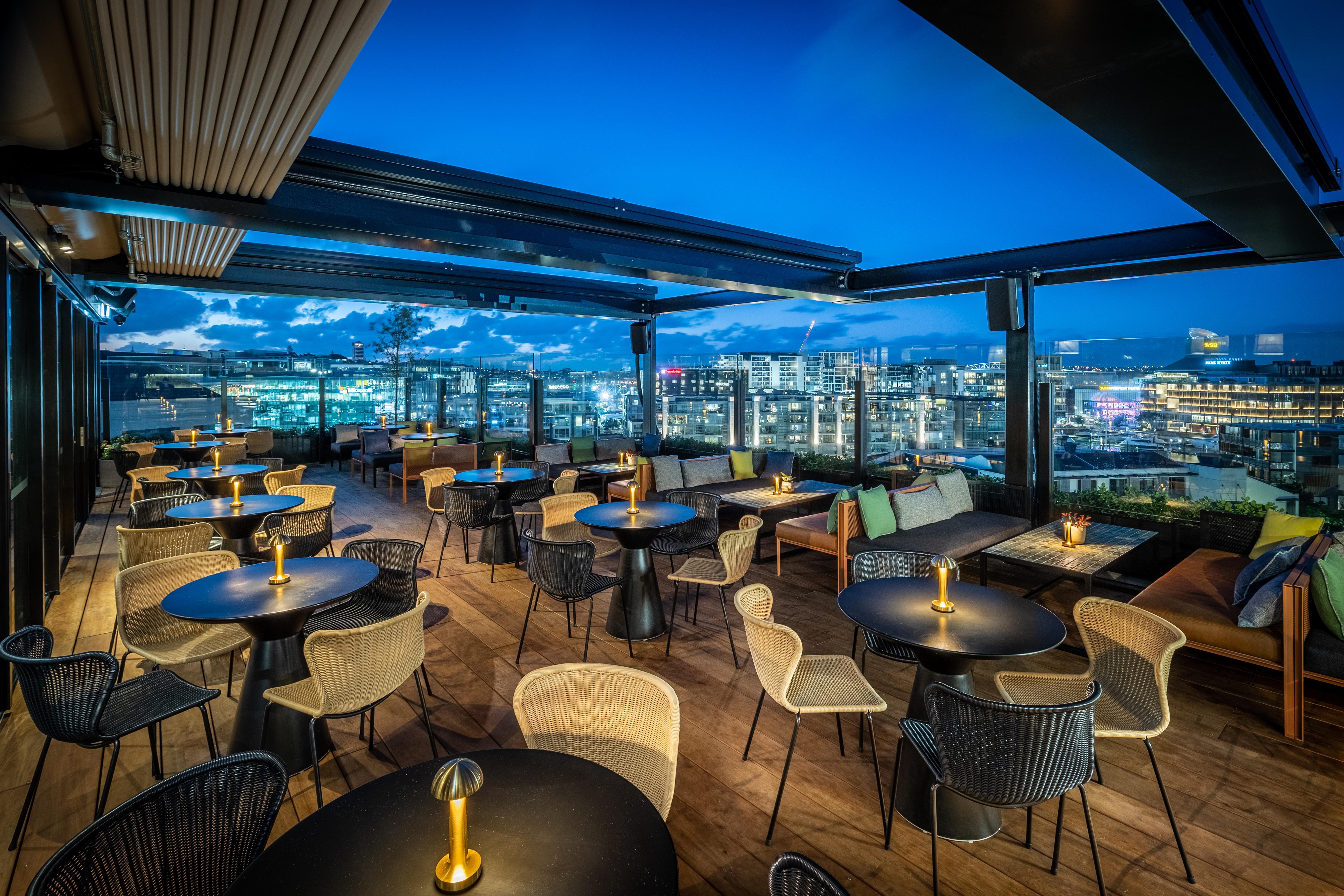Hotel Qt Auckland Exteriér fotografie The Sky Bar